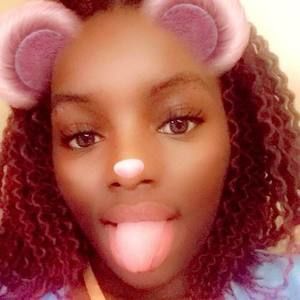 Meet your Posher, Kashae